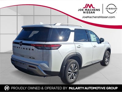 2025 Nissan Pathfinder SL