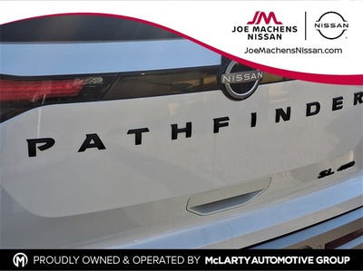 2025 Nissan Pathfinder SL