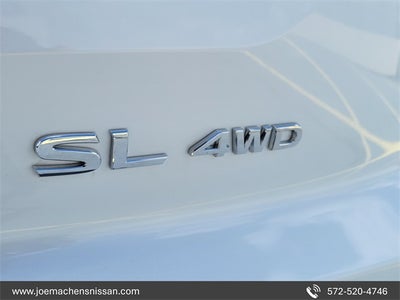 2025 Nissan Pathfinder SL