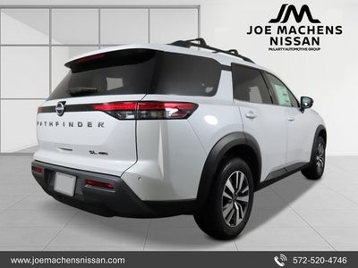 2026 Nissan Pathfinder SL