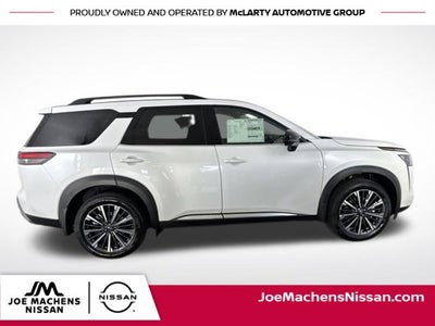2026 Nissan Pathfinder Platinum