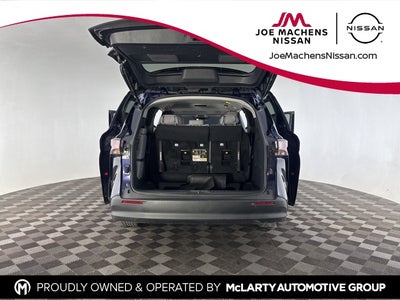 2025 Toyota Sienna LE 8 Passenger