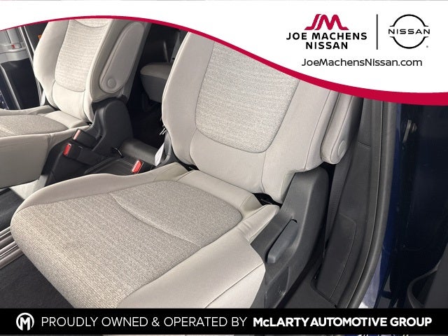 2025 Toyota Sienna LE 8 Passenger