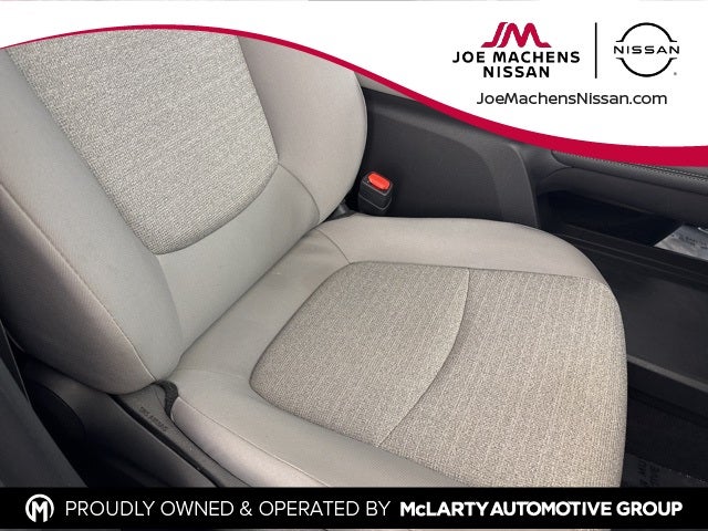 2025 Toyota Sienna LE 8 Passenger