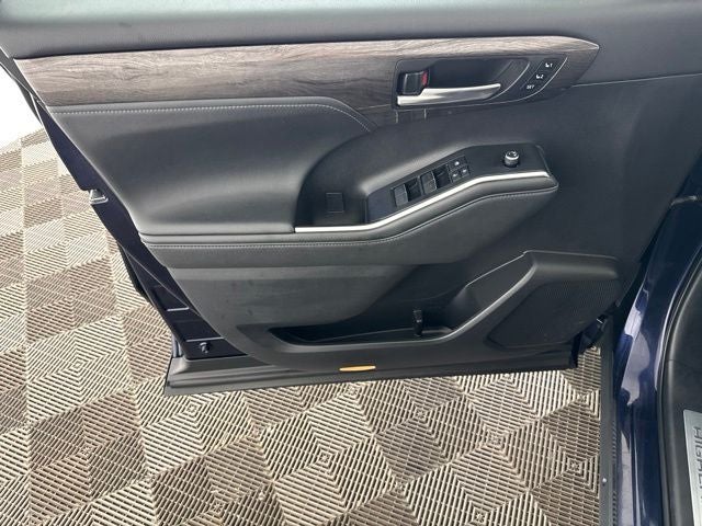 2021 Toyota Highlander Hybrid Limited