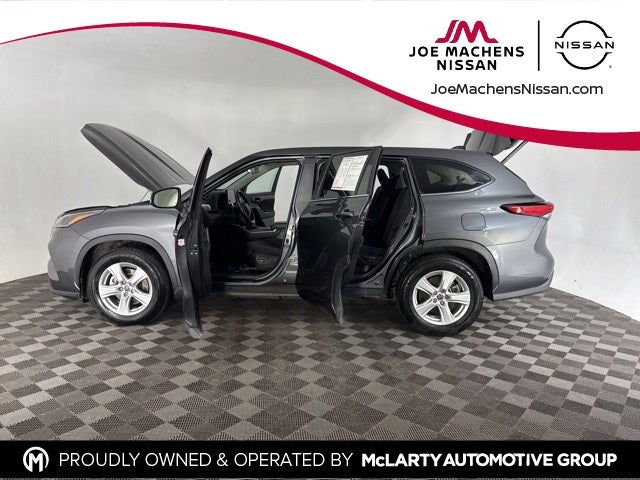 2023 Toyota Highlander LE