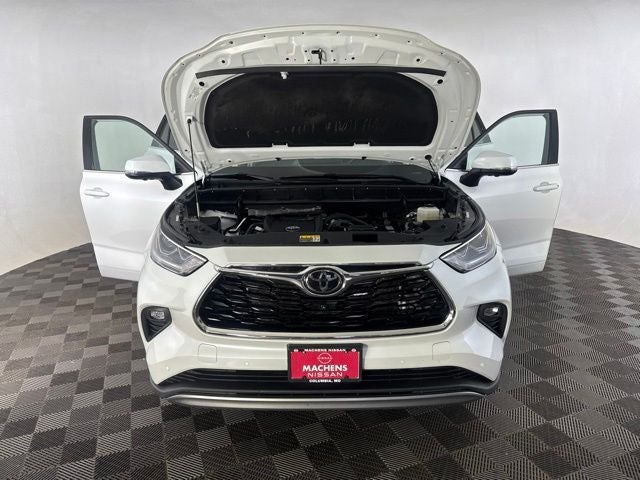2024 Toyota Highlander Platinum