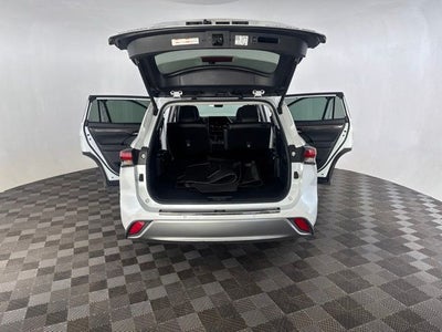 2024 Toyota Highlander Platinum
