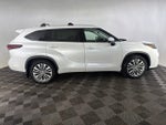 2024 Toyota Highlander Platinum