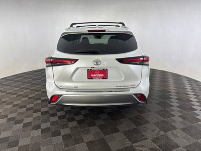 2024 Toyota Highlander Platinum