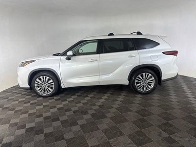 2024 Toyota Highlander Platinum