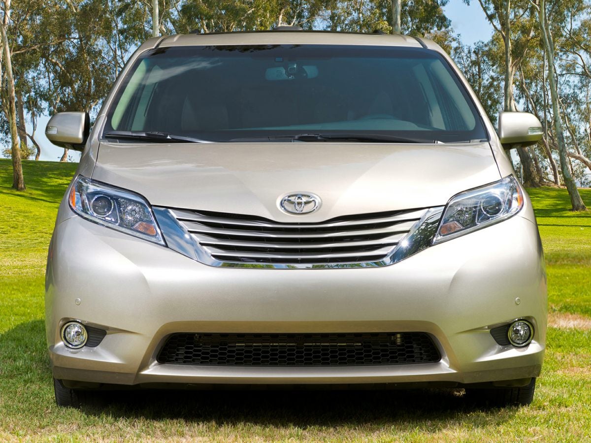 2015 Toyota Sienna L 7 Passenger