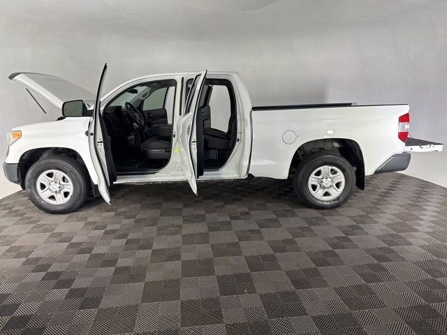 2015 Toyota Tundra SR