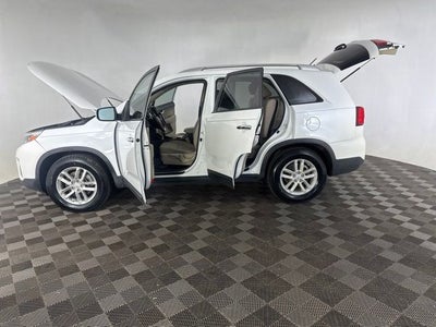 2015 Kia Sorento LX