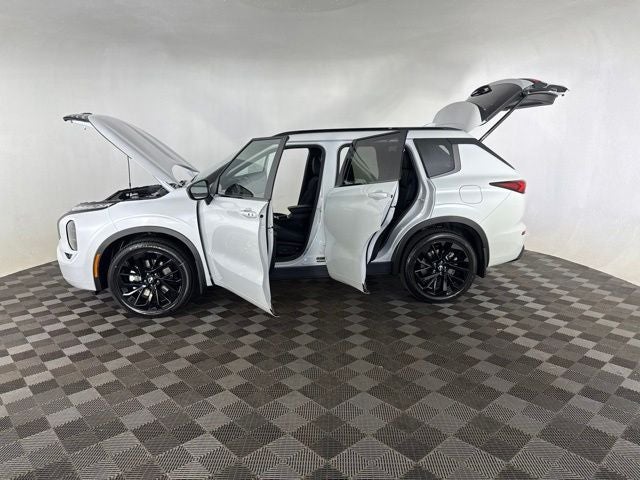 2026 Nissan Rogue Plug-In Hybrid Platinum