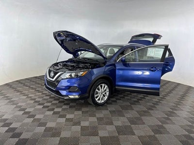 2022 Nissan Rogue Sport SV