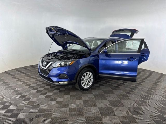 2022 Nissan Rogue Sport SV