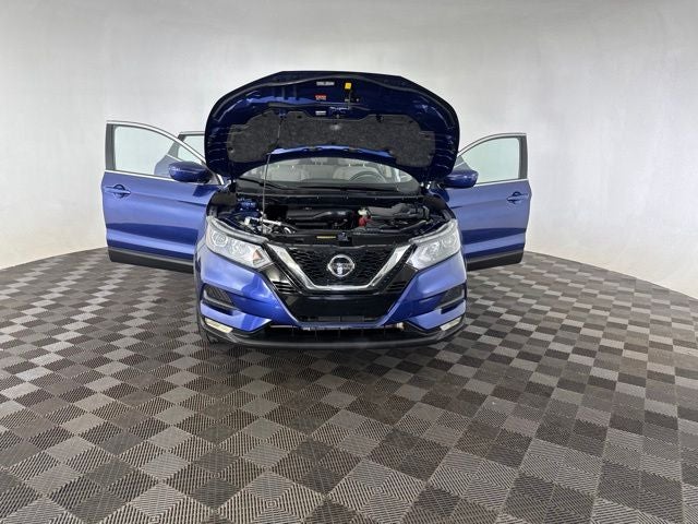 2022 Nissan Rogue Sport SV