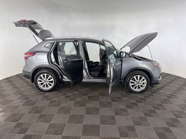 2021 Nissan Rogue Sport SV