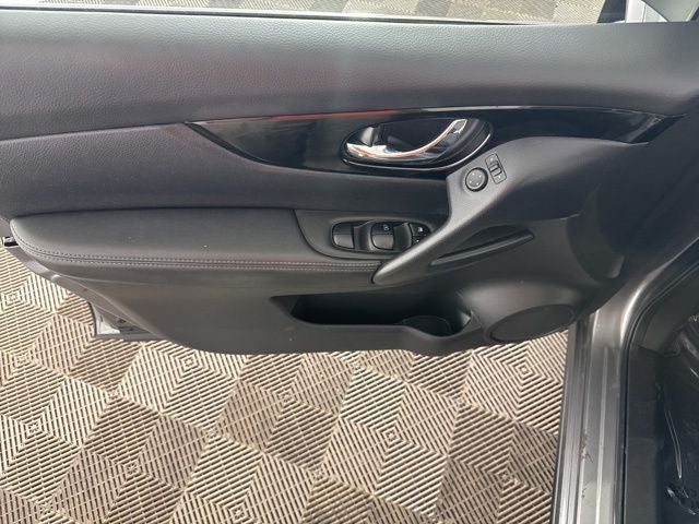 2021 Nissan Rogue Sport SV