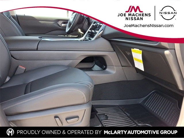 2025 Nissan Armada SV