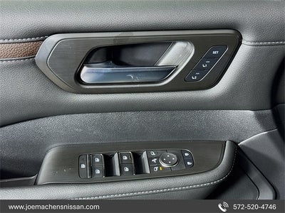 2026 Nissan Armada SL