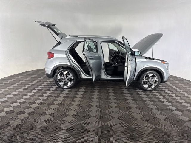2022 Hyundai Venue SEL