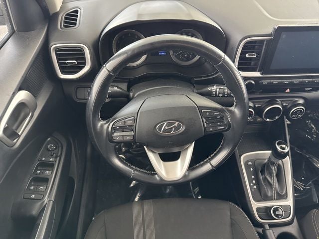 2022 Hyundai Venue SEL