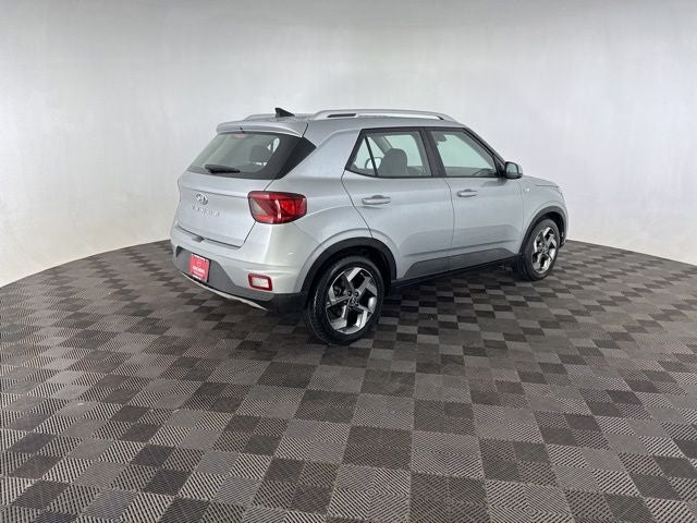 2022 Hyundai Venue SEL
