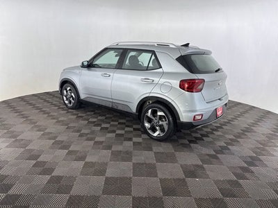 2022 Hyundai Venue SEL