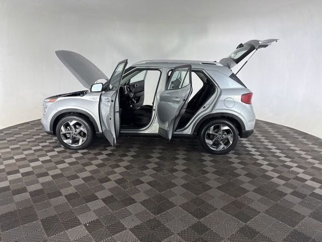 2022 Hyundai Venue SEL