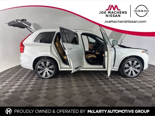 2021 Volvo XC90 Recharge Plug-In Hybrid T8 Inscription 7 Passenger