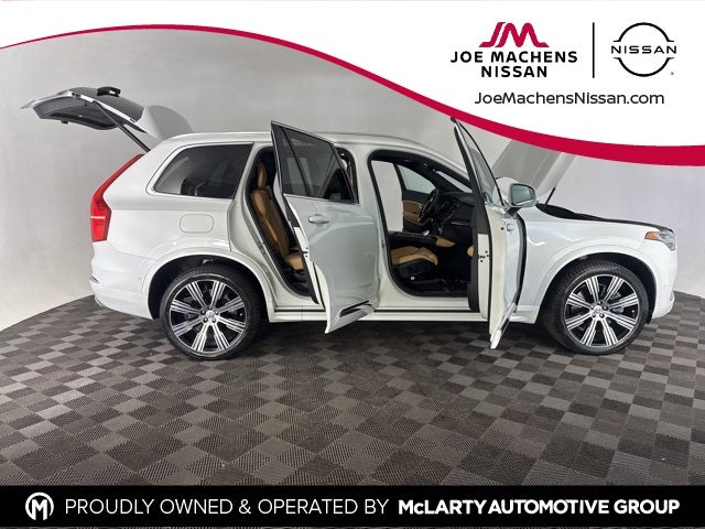 2021 Volvo XC90 Recharge Plug-In Hybrid T8 Inscription 7 Passenger