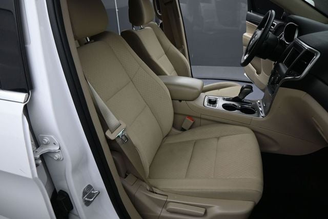 2019 Jeep Grand Cherokee Laredo E