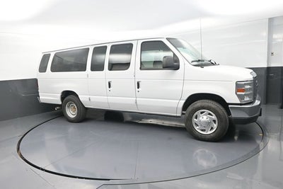 2010 Ford E-350SD XLT