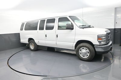 2010 Ford E-350SD XLT