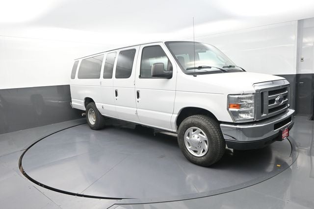 2010 Ford E-350SD XLT