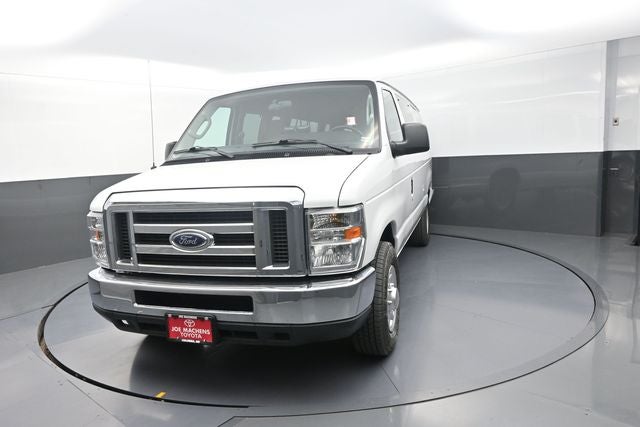 2010 Ford E-350SD XLT