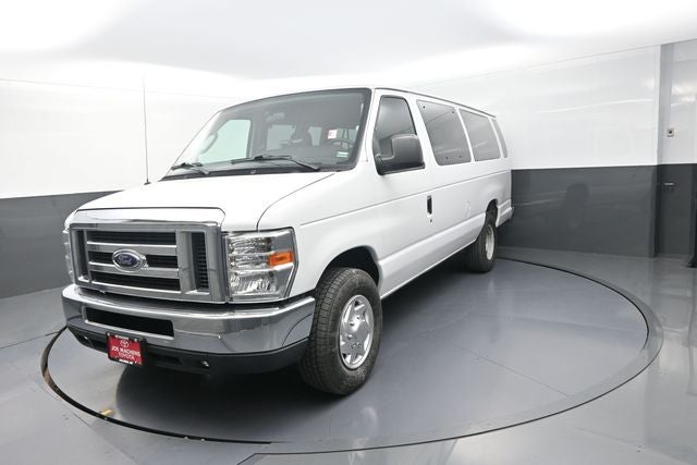2010 Ford E-350SD XLT