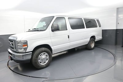 2010 Ford E-350SD XLT