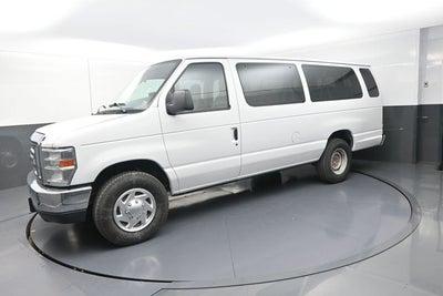 2010 Ford E-350SD XLT