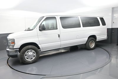 2010 Ford E-350SD XLT