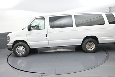 2010 Ford E-350SD XLT