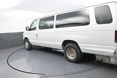 2010 Ford E-350SD XLT