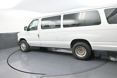 2010 Ford E-350SD XLT