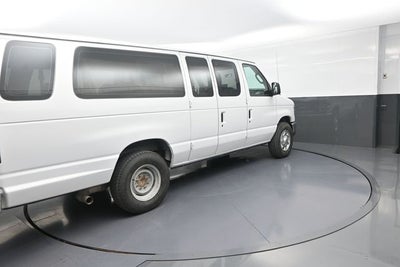 2010 Ford E-350SD XLT