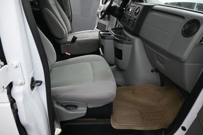 2010 Ford E-350SD XLT