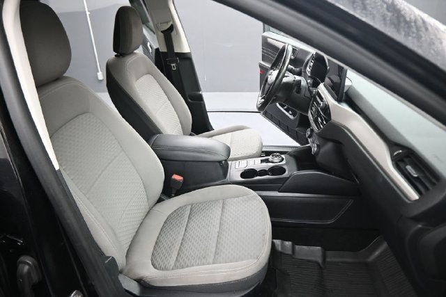 2021 Ford Escape Hybrid SE