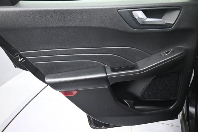 2021 Ford Escape Hybrid SE