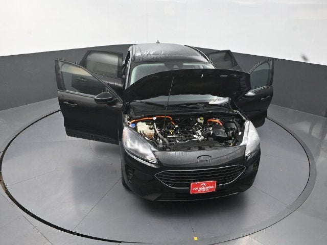 2021 Ford Escape Hybrid SE